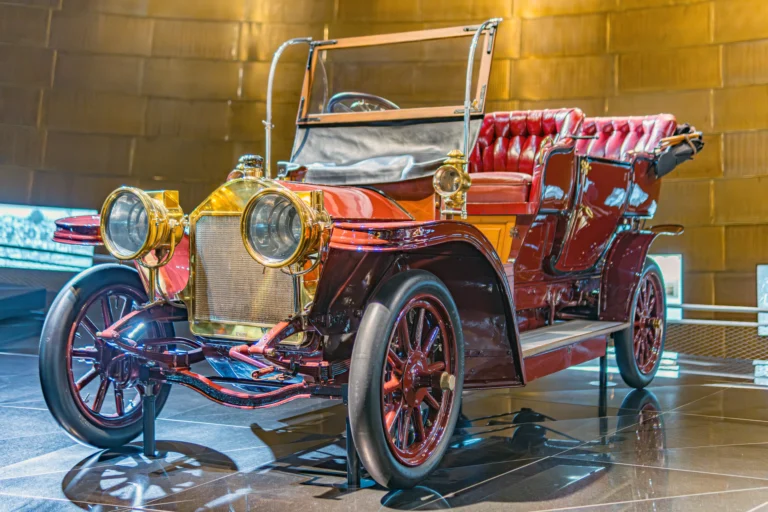 Музей Мерседес-Бенз в Штутгарте - 13 - 1905 Benz 18 PS Doppelphaeton