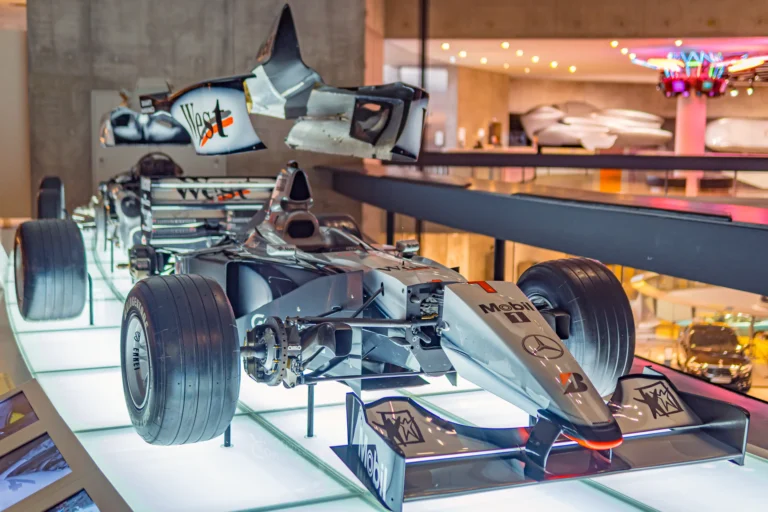 Музей Мерседес-Бенз в Штутгарте - 56